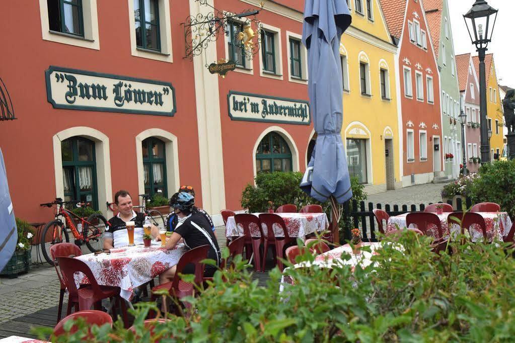 Hotel Gasthof Zum Loewen Velburg Luaran gambar
